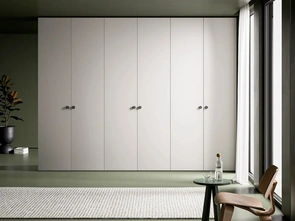Armadio con ante battenti Plana di Dielle Modus